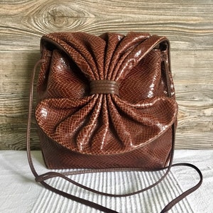 Vintage PAOLA DEL LUNGO Brown Croco Embossed Leather Shoulder Evening Bag Made in Italy