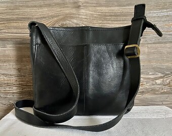 Vintage DULUTH Trading Black Pebbled Leather Saddle Sling Crossbody Shoulder Bag Ship Free Etsy