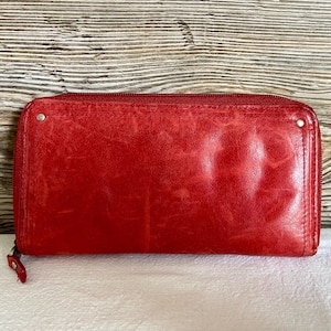 Vintage FOSSIL Red Leather Wallet Ship Free