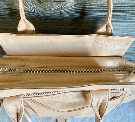 Vintage BOTKIER Trigger Latte Leather Satchel Sho… - image 8