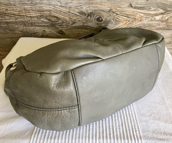 Vintage Inspired Gray Leather Shoulder Bag Purse - image 5