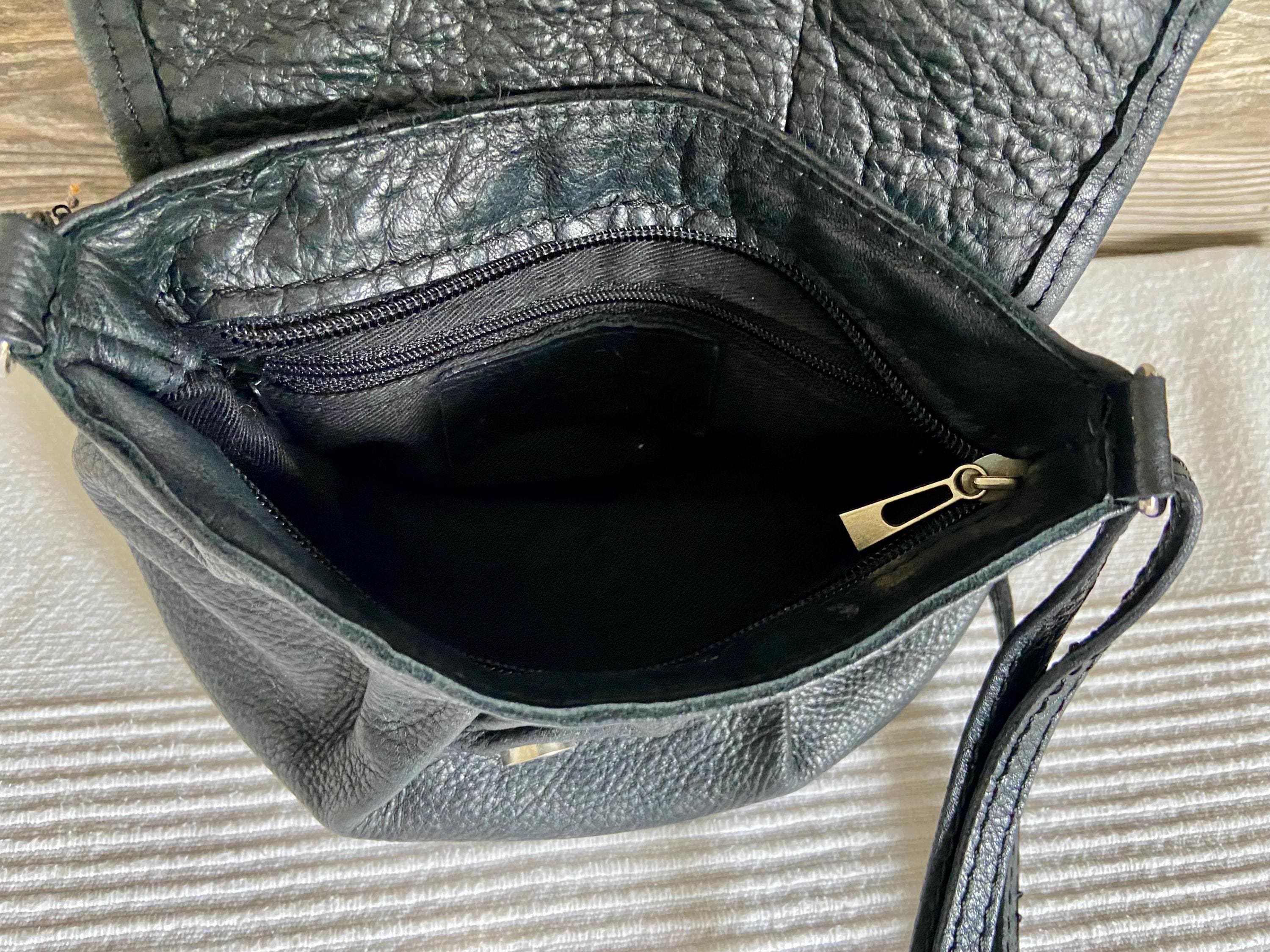 Vintage Lavorazione Artigianale Black Leather Shoulder Bag Ship