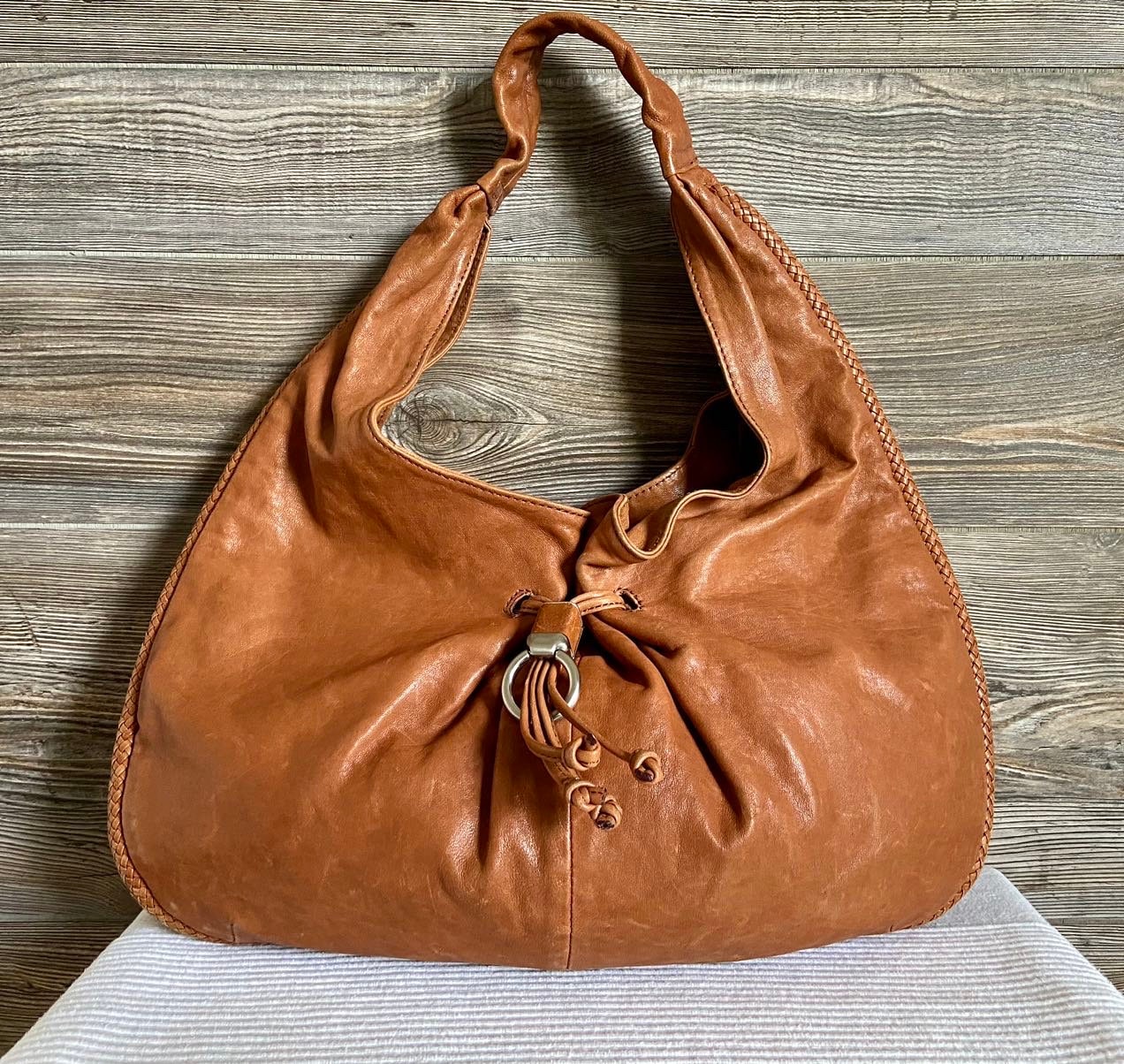 Cole haan leather purse 2025