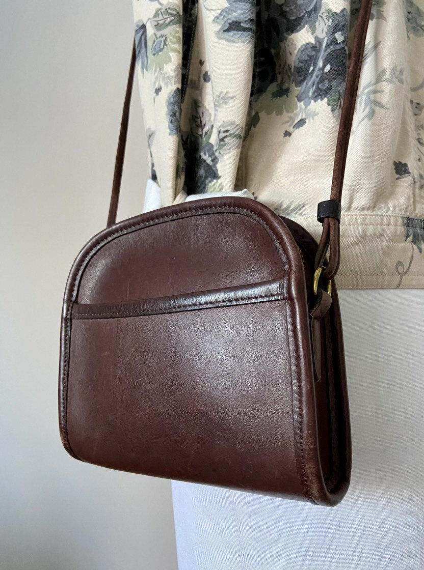 Vintage COACH Abbie 9017 Brown Leather Crossbody Small