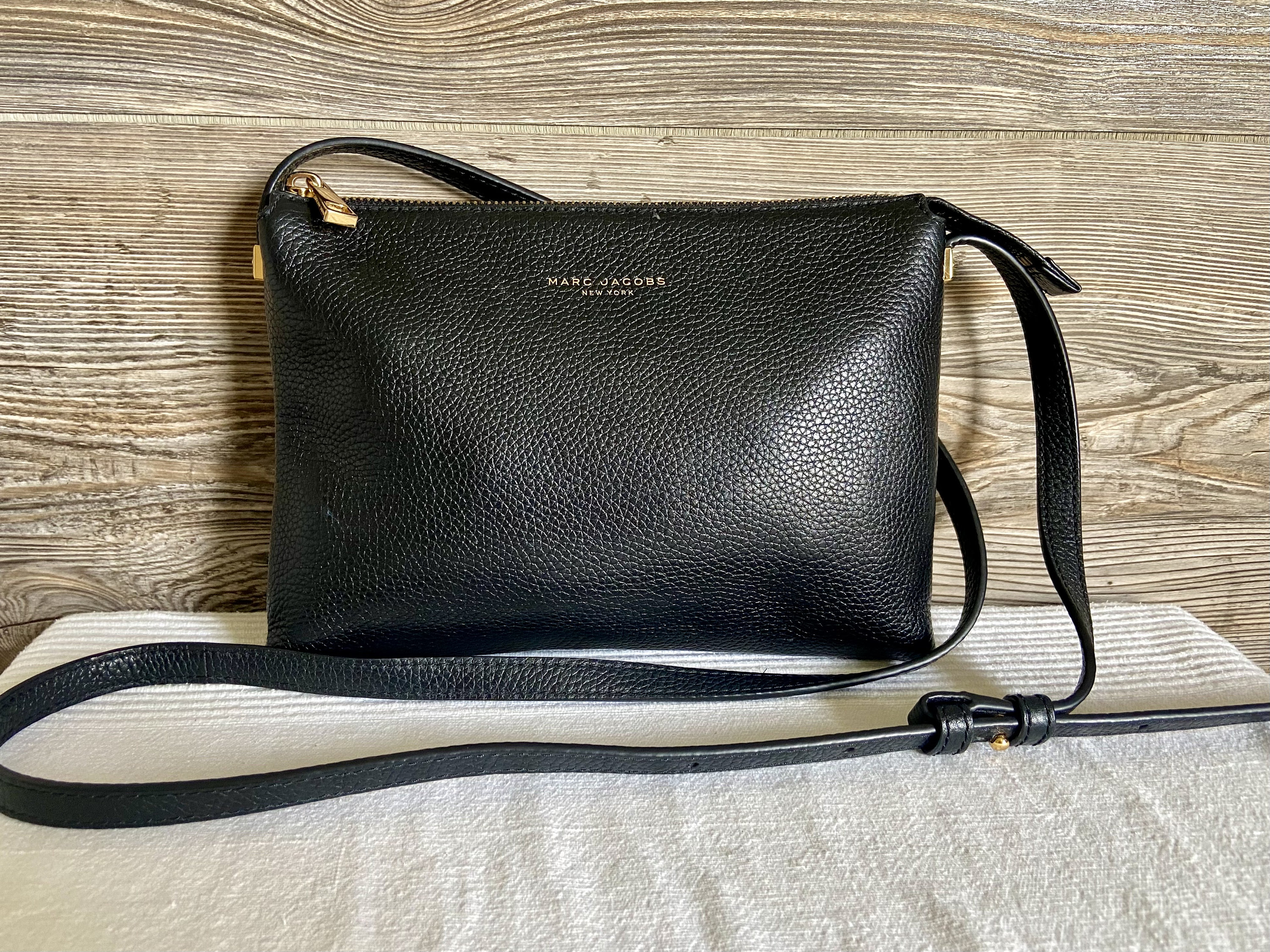 Vintage Marc Jacobs New York Black Leather Shoulder Bag Vintage Marc Jacobs New York Black Leather Shoulder Bag