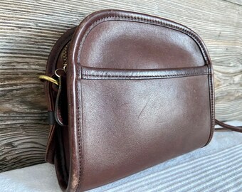 Vintage COACH Abbie 9017 Brown Leather Crossbody Small Shoulder