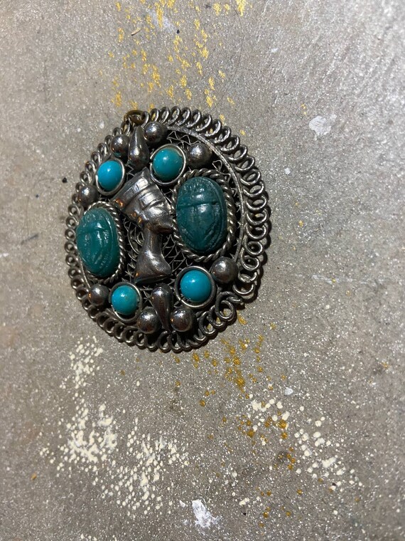Vintage metal Nefertiti faux turquoise scarab nec… - image 2
