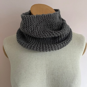 Hand made knitted snood grey