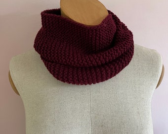 Hand made knitted snood burgundy