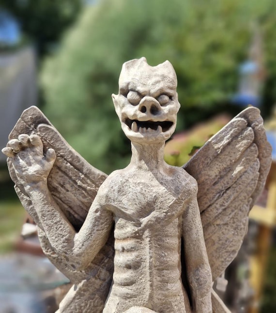 Pazuzu 12" Statue