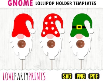 Könnte beinhalten: Drei Gnom-Lolli-Halter-Vorlagen. Die Gnome sind rot, weiß und grün mit weißen Bärten und einem Lolli-Loch in der Mitte des Bartes. Der Text "GNOME LOLLIPOP HOLDER TEMPLATES" befindet sich oben im Bild. Der Text "LOVEPARTYPRINTS" befindet sich unten links im Bild. Der Text "SVG PNG PDF" befindet sich unten rechts im Bild.