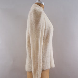 Vintage Alafoss Iceland Pure Virgin Wool Ivory Cardigan Medium image 3