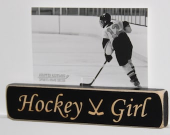 Hockey Girl - Photo/Sign