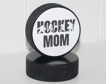 Hockey Mom - Puck Sign