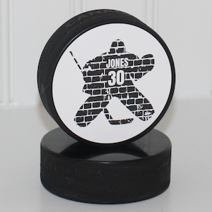 Custom Hockey Goalie Puck Sign, Personalized Hockey Name Gift, Fun Gift for Hockey Goalie, Cool Hockey Goalie Bedroom Decor, Goalie Birthday