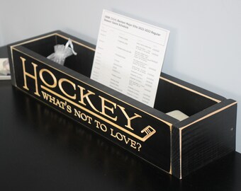 HOCKEY What's not to love? - Box