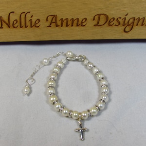 Baby Bracelet, Childrens Jewelry, Confirmation Bracelet, Baptism Bracelet, Pearl Bracelet, Handmade, Hand Crafted