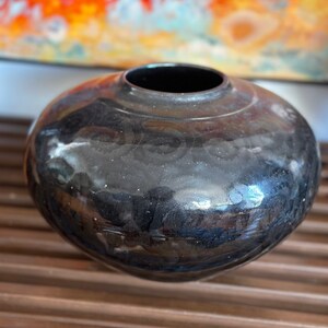 Yukio Onaga studio pottery vase image 1