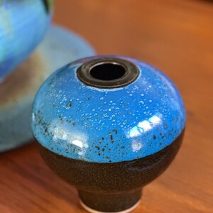 Gil Harrison studio pottery MCM Vase image 2