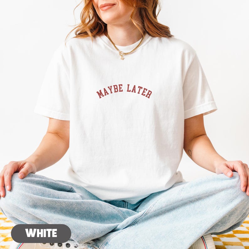 Sarcastic Mom Shirt, Mom Humor Tee, Overstimulated Mom Tshirt, Funny Exhausted Teacher Gift, Minimal Comfort Colors Tee, Unisex Relaxed Fit Bild 6