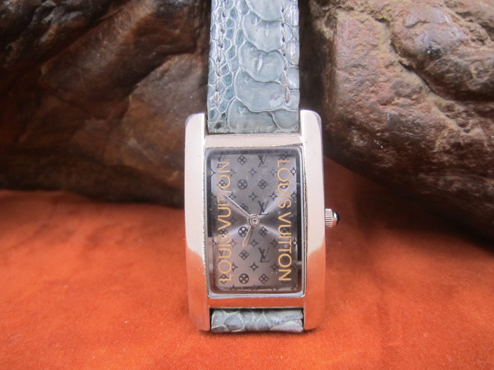 Louis Vuitton Silver Tone Watch -  India