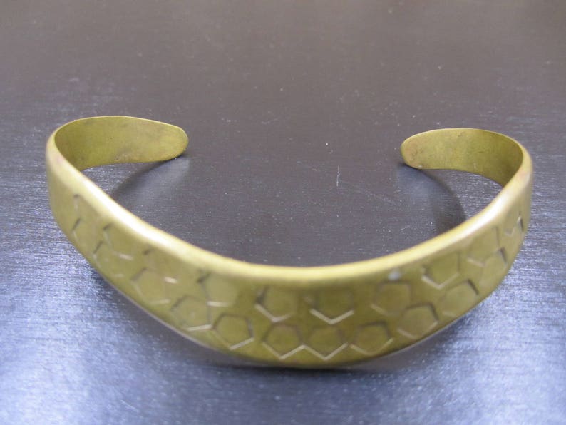 A very stylish curvy brass hammered narrow cuff image 1