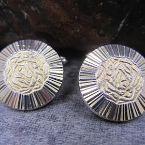 Round gold cuff links