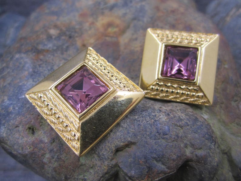 Beautiful Monet Vintage purple amethyst rhinestone clip earings