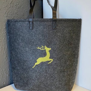 Filztasche "Hirsch" Filzshopper mit langen Henkeln, Tasche, Shopper, Umhängen, Einkaufen, Umhängetasche, Filz, Felt, bestickt