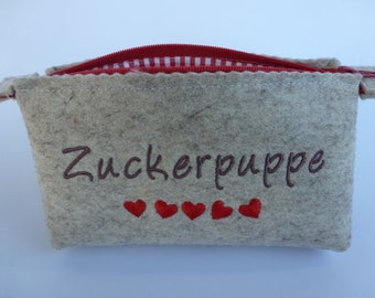 Kosmetiktäschchen "Zuckerpuppe" naturbeige/rot, Felt, Accessory, Tasche, Filz, Geschenk, handgemacht