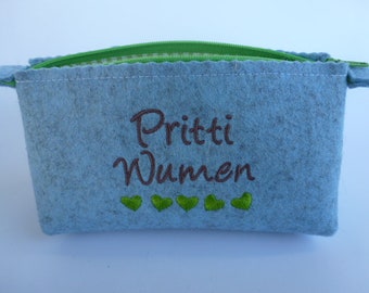 Kosmetiktäschchen "Pritti Wumen" gletscherblau/hellgrün, Felt, Accessory, Tasche, Filz, Geschenk, handgemacht