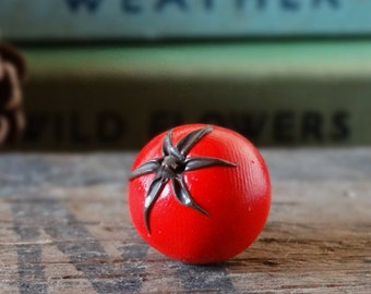 By the Shed Tomato Red Pin Badge - Lapel Badge - Tie Pin - Vegetable - Fruit - Allotment - Gardening - Garden Gift - Quirky - Summer Fun