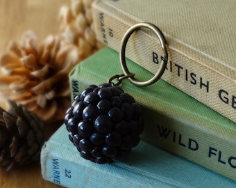 By the Shed Blackberry Bramble Hedgerow Keyring - Fruit - Vegetables - Gardening - Gift - The Good Life - Vegetarian Gift - Key Chain, Charm