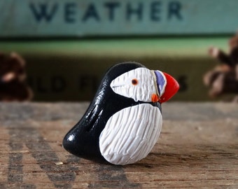 By the Shed Puffin Sea Bird Pin Badge - Lapel Badge - Tie Pin - Garden Birds - Fruit - Allotment - Bird Watching - Seaside Coast - Black