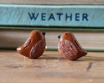 By the Shed Wren Bird Cufflinks - Silver Plated - Garden Birds - Allotment - Gardening - Bird Watching - Unique Gift - Brown - Sparrow