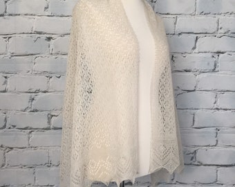 Stunning 100% Pure cashmere Lace shawl / sarf / wrap, col: Swan ( pale beige )