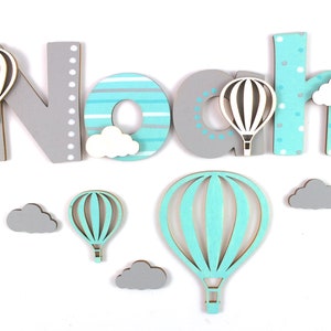 Letras de madera puerta habitación infantil menta gris claro
