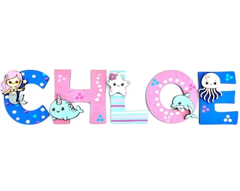 Personalized wooden name letters for a child's room | Custom name with sea creatures | Baby door sign | Gift for a newborn girl |