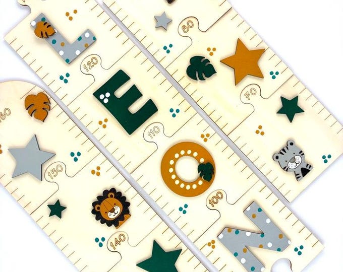 Personalized wooden height chart for children, height chart with lion, tiger, giraffe design