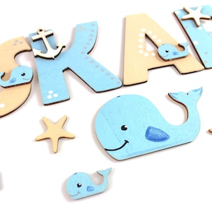 Holzbuchstaben Kinderzimmertür Wale Bild 9