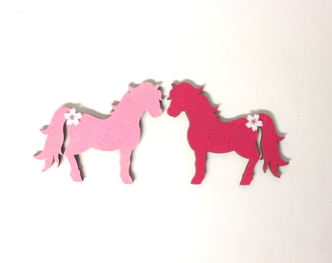 2 ponies matching wooden letters