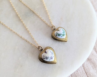 Sweet Floral Heart Locket, Vintage Floral Necklace, Gold Layering, Personalised Gift, Flower Girl, Gift for Girl