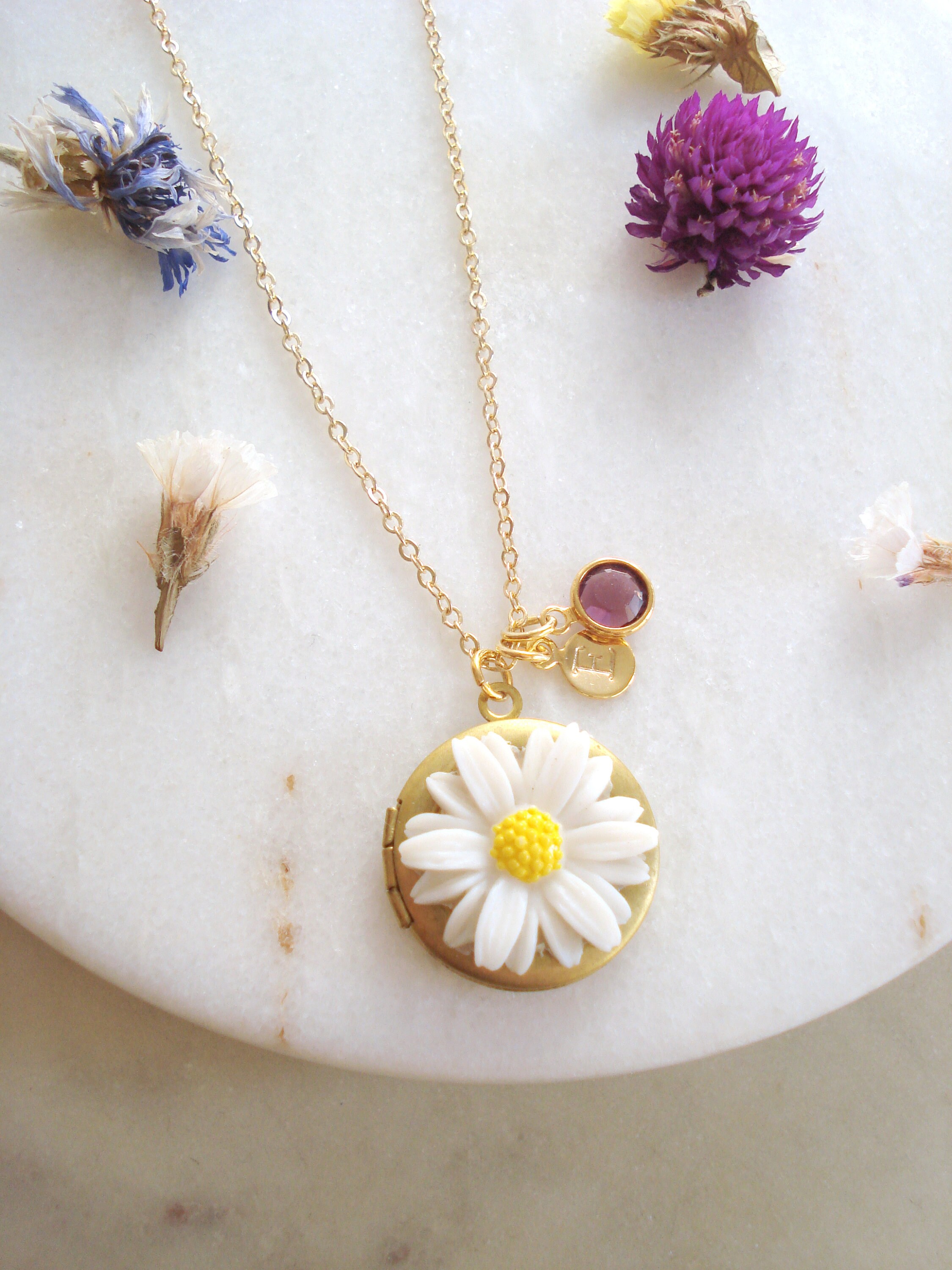 Daisy Flower Locket Round Gold Locket White Daisy Necklace Etsy