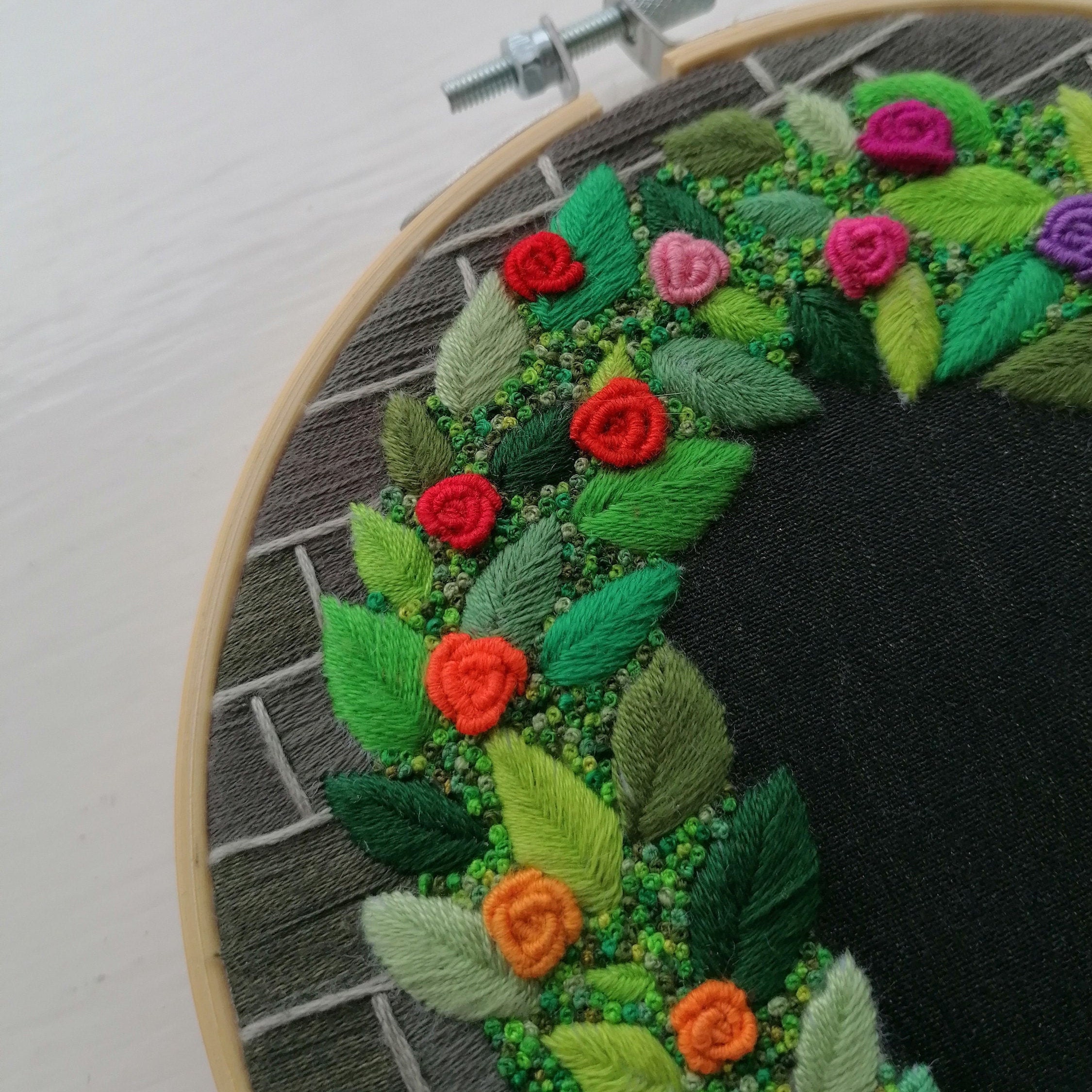 Jardín secreto de 6 pulgadas de arte bordado a mano | Etsy