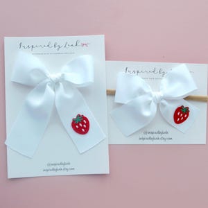 White Grosgrain Hair Bow with Stitched Strawberry – Available in Long Bow & Short Tail Bow Style. Summer Bow for Girls. Strawberry Headband.