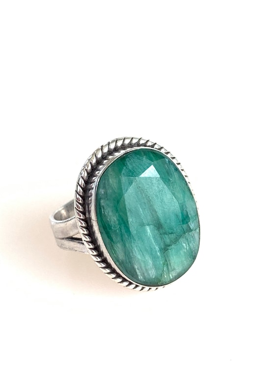 Sterling Silver Oval Green Beryl Ring