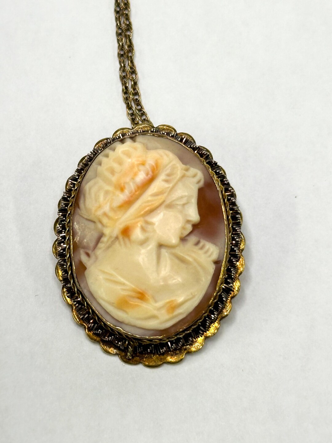 Vintage Shell Cameo Pendant Necklace on Sterling Silver Chain - Etsy