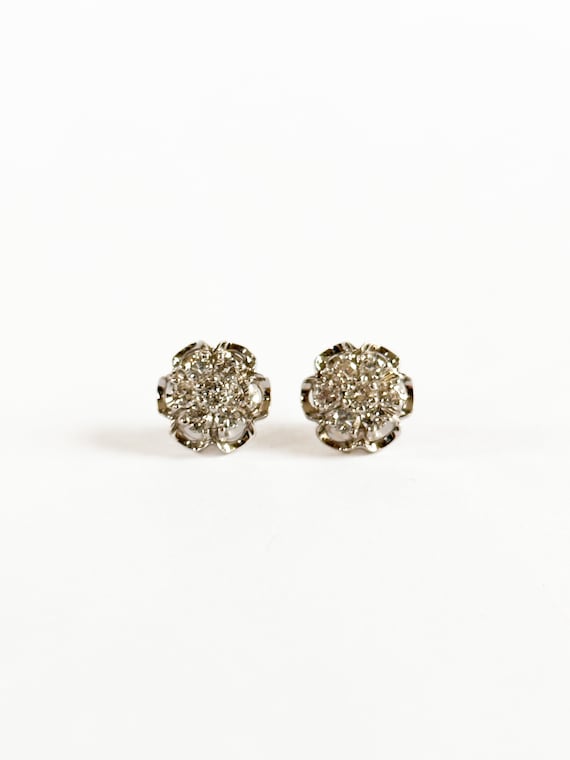 14k White Gold Diamond Cluster Earrings