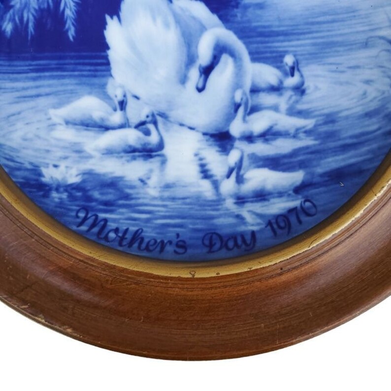 Swans Plate Royale Blue Delft Color Winter China Mothers Day 1970 Wood Frame M6 image 2