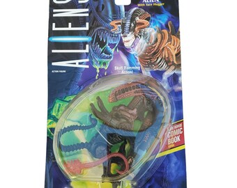 Aliens Bull Alien Action Figure by Kenner #65740 - 1992 Sealed (M3)